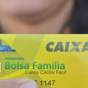 Governo Bolsonaro confirma e programa  Bolsa Família terá 13º este ano
