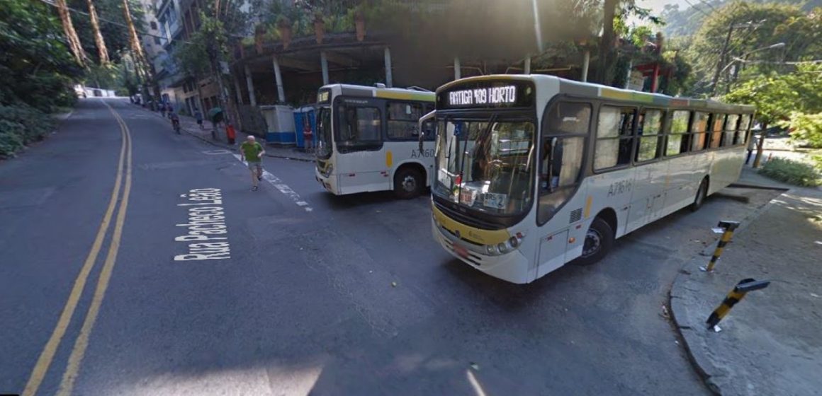 Motorista de ônibus é preso após terminar viagem no Jardim Botânico