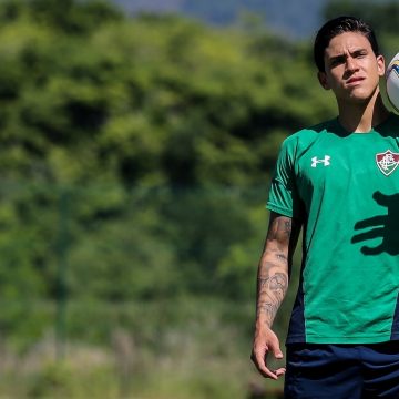 Após negar oferta do Flamengo, Fluminense inscreve Pedro na Sul-Americana
