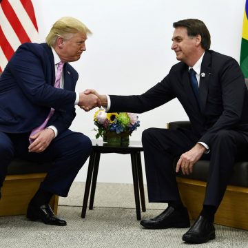 Com Eduardo nos EUA, Filho de Trump pode assumir embaixada no Brasil