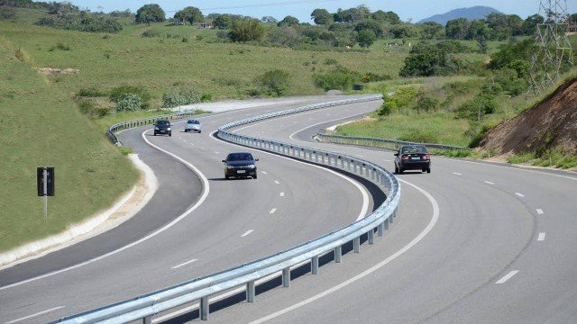 Pedágio tem reajuste anual, e motoristas pagarão tarifa mais cara na Via Lagos