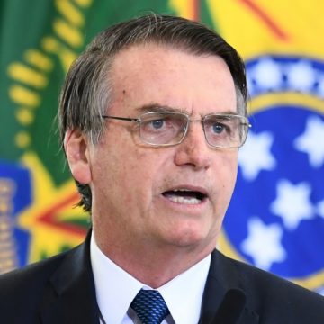 Bolsonaro diz que declaração de seu filho foi 'distorcida'