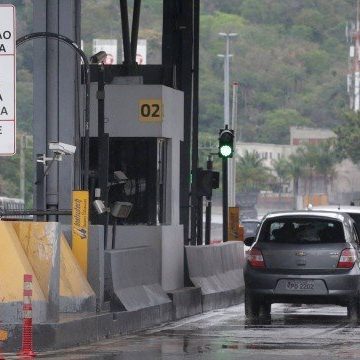 Crivella vai cancelar concessão da Linha Amarela para a Lamsa