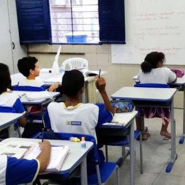 Desigualdade entre alunos ricos e pobres no Brasil está entre as maiores do mundo, diz estudo