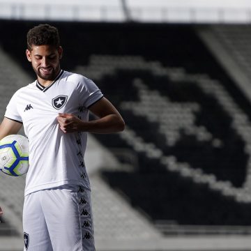 Gabriel quer seguir no Botafogo, mas Atlético-MG enviará ofício solicitando seu retorno