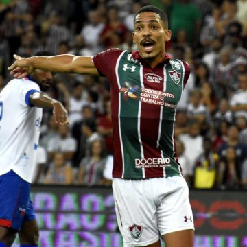 Gilberto fala em tom de despedida do Fluminense e revela promessa de Mário sobre salários atrasados