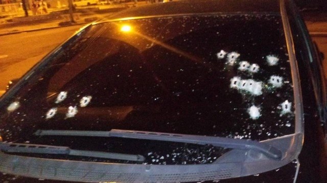 Pré-candidato à Prefeitura de Belford Roxo é atacado a tiros quando passava de carro pela Avenida Brasil