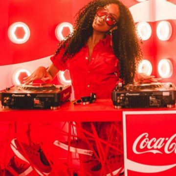 Coca Cola Shoes apresenta novo momento com desfile e festa no Rio de Janeiro