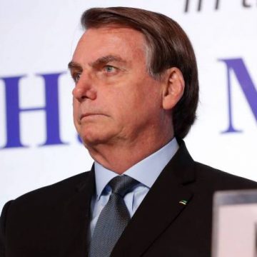 Bolsonaro critica Witzel por ter gravado telefonema com Mourão no 'viva voz'