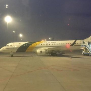 Coronavírus: Aviões que resgatarão brasileiros já estão na China e voltam na tarde desta sexta