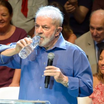 Com bens bloqueados, Lula receberá salário do PT