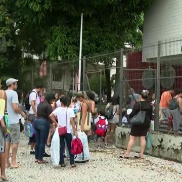 Escolas da rede municipal do Rio retomam aulas, após adiamento por conta da crise da água da Cedae