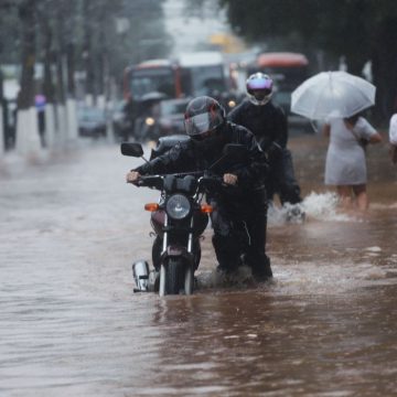 São Paulo tem segundo maior volume de chuva para o mês de fevereiro