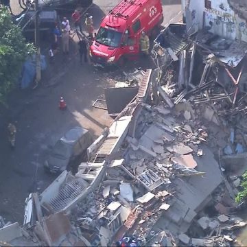 Defesa Civil vai demolir mais quatro casas em área onde seis imóveis desabaram no Jardim América