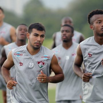 Fluminense é condenado em R$ 16,8 milhões na Fifa por dívidas por Sornoza e Orejuela, e costura acordo com Del Valle
