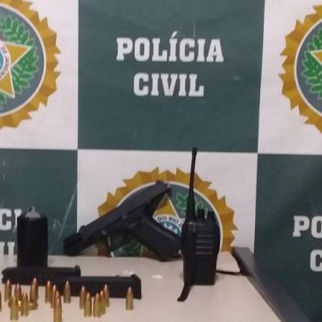Polícia Civil prende em flagrante o chefe do tráfico na favela da Palmeirinha