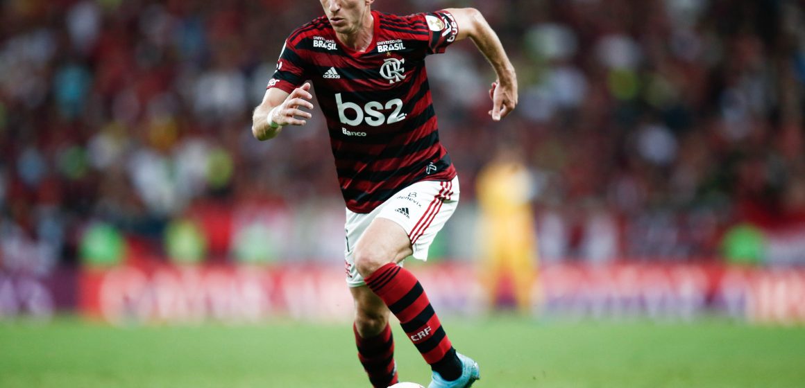 Filipe Luís vê o Flamengo mais leve na Libertadores após o título em 2019: “O peso saiu dos jogadores”