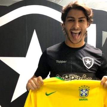 Marcinho, do Botafogo, coloca Copa do Mundo de 2022 como próxima meta