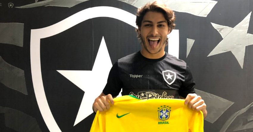 Marcinho, do Botafogo, coloca Copa do Mundo de 2022 como próxima meta