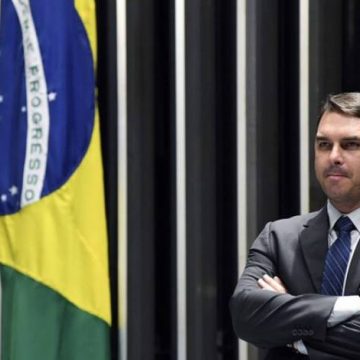 MP encontra ligação entre Flávio Bolsonaro e grupo do miliciano Adriano de Nóbrega