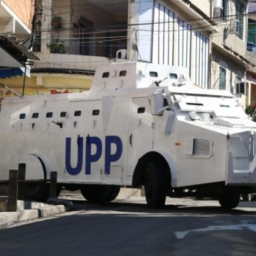 Vuco-vuco! Polícia investiga sexo entre policiais militares dentro de UPP