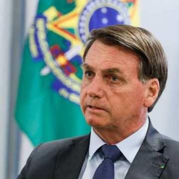 Bolsonaro: 'Queiroz não estava foragido; foi feita uma prisão espetaculosa'