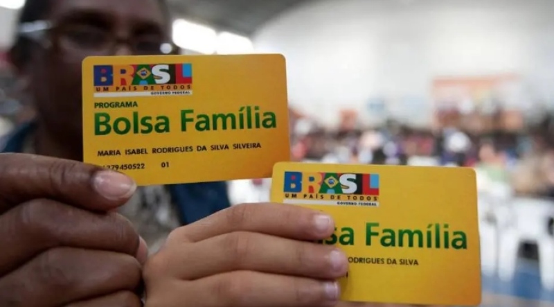 Governo transfere R$ 83,9 milhões do Bolsa Família para investir em propaganda