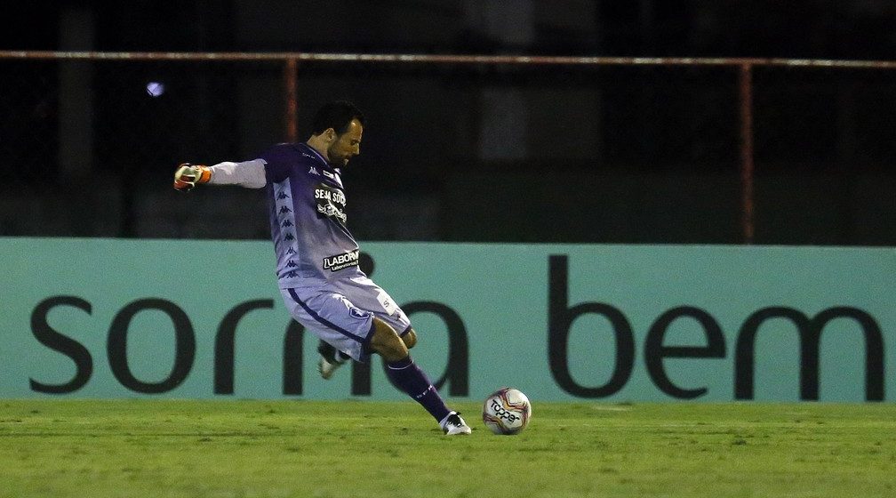 Análise: Botafogo pega time mais preparado e sofre para garantir vaga na semifinal da Taça Rio