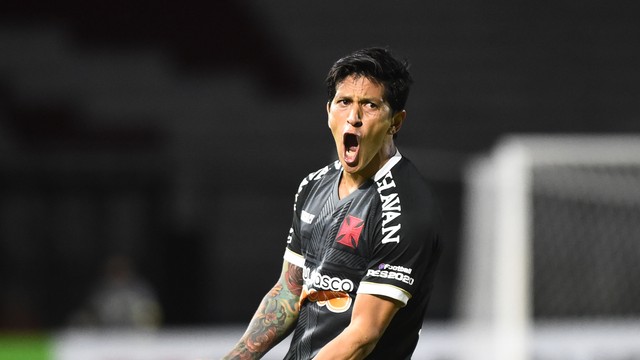 Vasco vence Madureira, mas última vaga na semifinal fica com Volta Redonda
