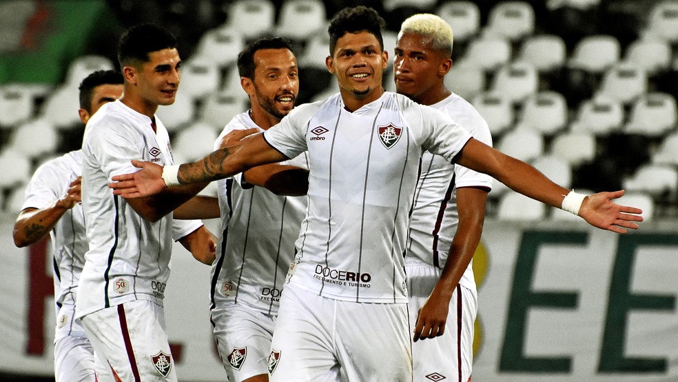 Marcos Paulo e Evanilson dão gás ao Fluminense, mas coletivo apagado liga alerta para Brasileirão