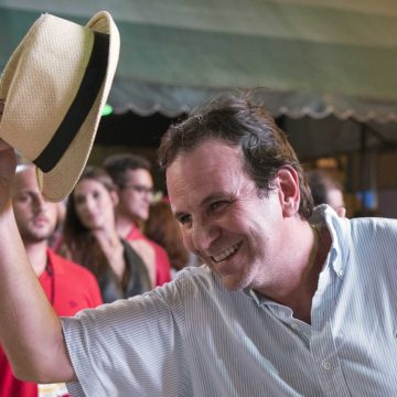 Eduardo Paes lidera pesquisa para Prefeitura do Rio e Crivella tem 65,7% de rejeição dos cariocas