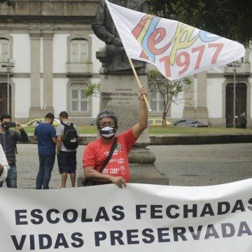 Rio, Niterói e Nova Iguaçu não têm data para volta às aulas nas escolas públicas; Caxias retorna em outubro
