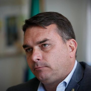 Câmara do MPF decide que inquérito eleitoral de Flávio Bolsonaro deve continuar