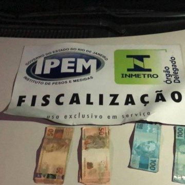 Fiscais do Ipem são presos após se passarem por policiais civis para extorquir comerciantes na Baixada