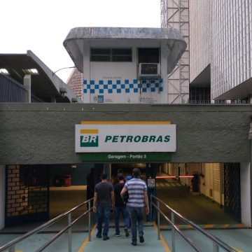 PF realiza nova etapa da Lava Jato na sede da Petrobras, no RJ