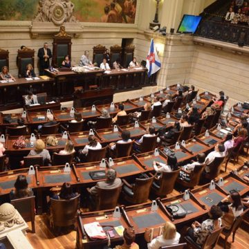 Câmara do Rio vai renovar um a cada três vereadores