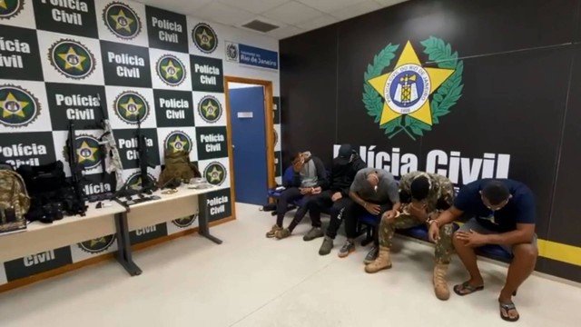 Cinco homens são presos em ação da força-tarefa da Polícia Civil contra a narcomilícia, na Zona Oeste