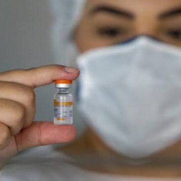‘Fura-fila’: Polícia deve intimar responsáveis pelo setor de vacinação das unidades de saúde