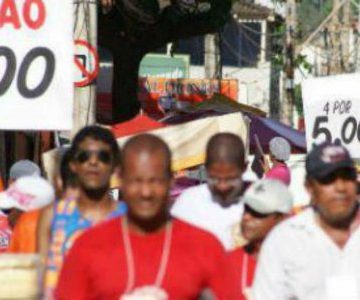Ambev vai pagar R$ 255 para ambulantes prejudicados pela suspensão do Carnaval