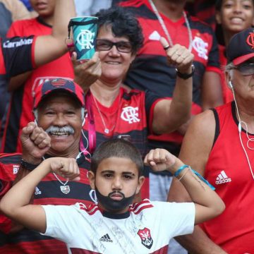 Jornal espanhol coloca torcida do Flamengo como a quarta melhor do mundo