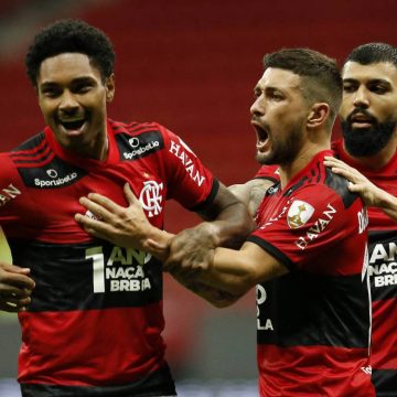 Patrocinador faz promessa inusitada em campanha para jogador do Flamengo. Entenda!