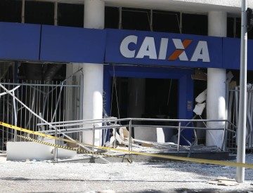 Bandidos explodem caixa eletrônico em São Cristóvão; é o segundo ataque em menos de uma semana na Zona Norte