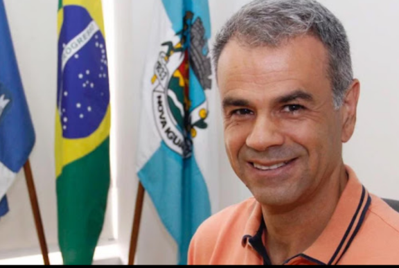 De molho:”Prefeito de Nova Iguaçu, Rogério Lisboa, testa positivo para Covid-19″