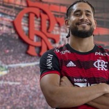 Flamengo anuncia contratação do zagueiro Pablo