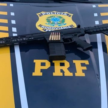 Polícia apreende drogas, anabolizante e fuzil na Rodovia Presidente Dutra