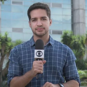 Vítima de esfaqueamento, jornalista da TV Globo Gabriel Luiz sai da UTI e agradece carinho