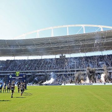 Botafogo x Fortaleza muda de horário no domingo; por segurança, Vasco tem data de jogo alterada e reclama