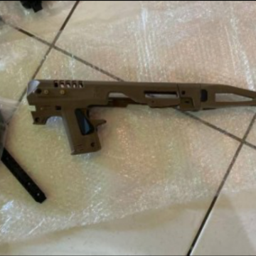 Em Ação:"Homem é preso em flagrante no Rio por tráfico internacional de armas"