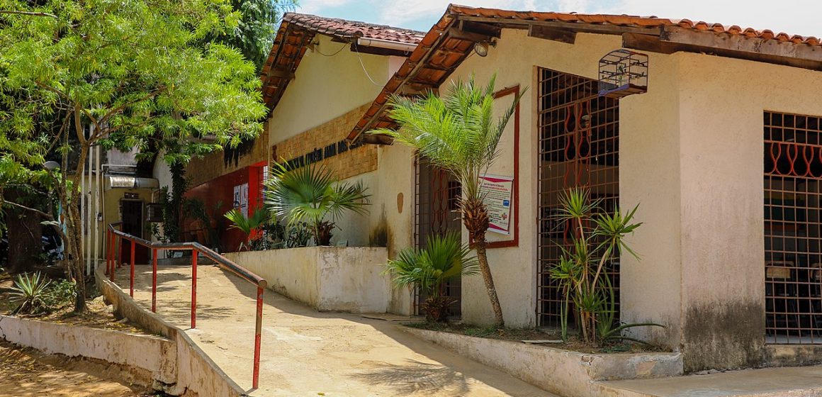Escola Municipal Anna Eugenia dos Santos completa 44 anos
