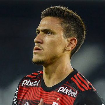 Pedro assume artilharia da Libertadores em fase marcante com Dorival no Flamengo